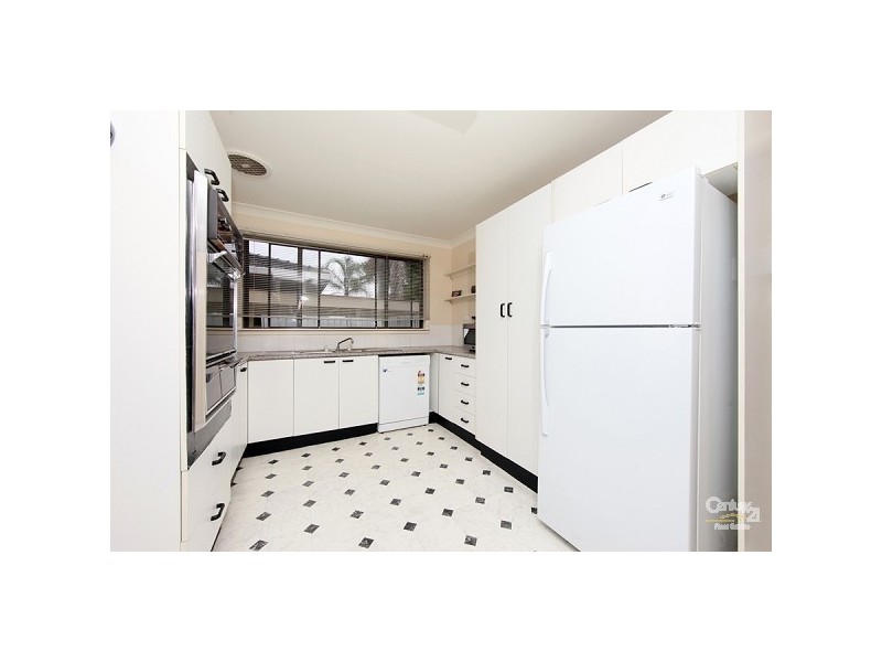 9 Lawson Road, Macquarie Hills NSW 2285