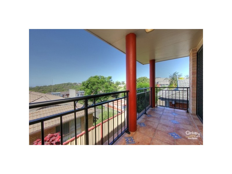 2/2A Roberts Street, Charlestown NSW 2290