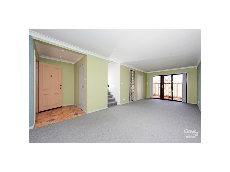 2/2A Roberts Street, Charlestown NSW 2290
