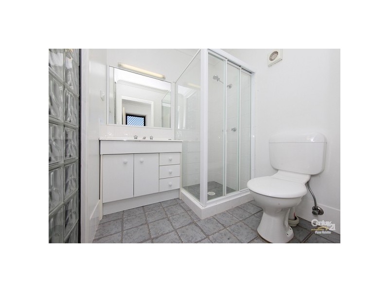 2/2A Roberts Street, Charlestown NSW 2290