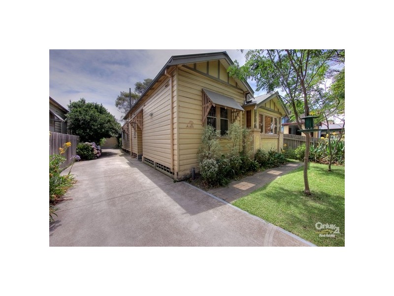 4 Antill Street, Mayfield NSW 2304