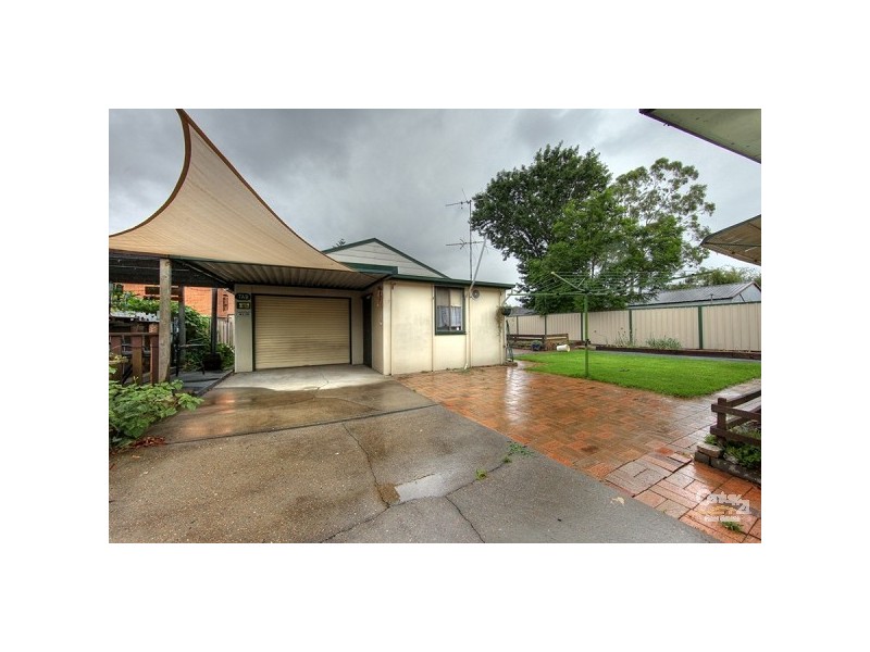 25 Flame Street, Gateshead NSW 2290