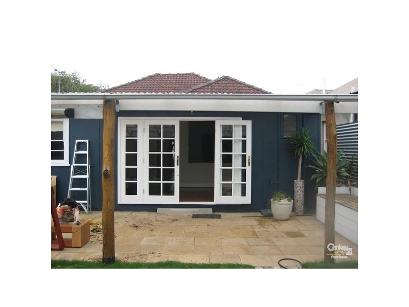 28 Smith Street, Mayfield East NSW 2304