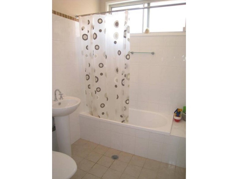 64 Ocean View Parade, Charlestown NSW 2290