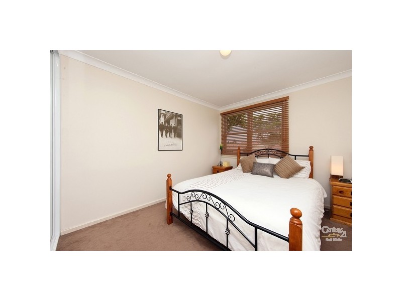 4 Cassia Crescent, Gateshead NSW 2290