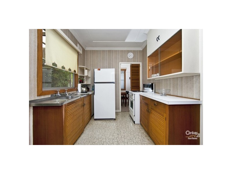 215 Park Avenue, Kotara NSW 2289