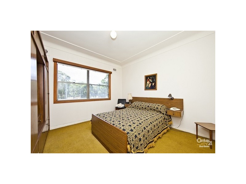 215 Park Avenue, Kotara NSW 2289