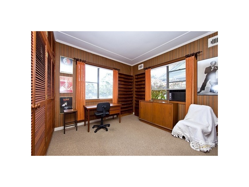 215 Park Avenue, Kotara NSW 2289