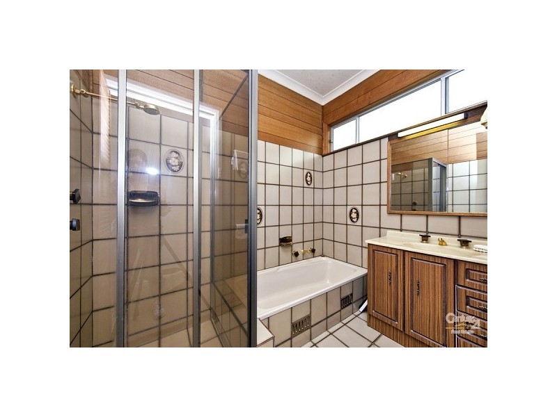 215 Park Avenue, Kotara NSW 2289