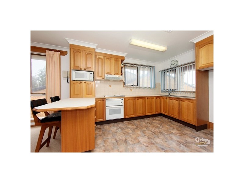 15 Kerle Street, Redhead NSW 2290