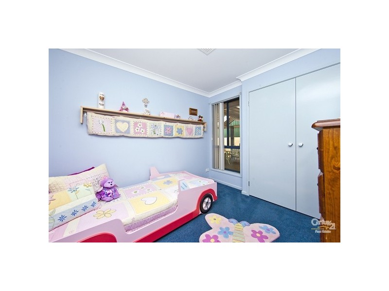 32 Seafarer Close, Belmont NSW 2280