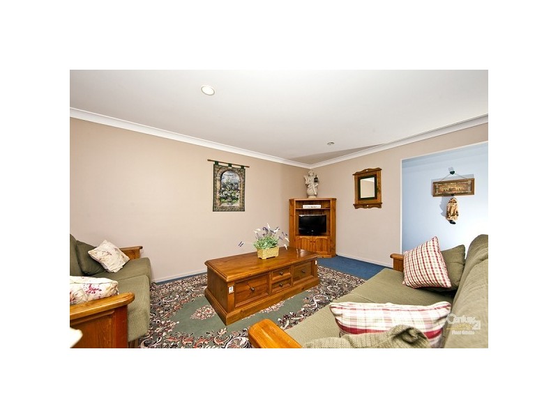 32 Seafarer Close, Belmont NSW 2280