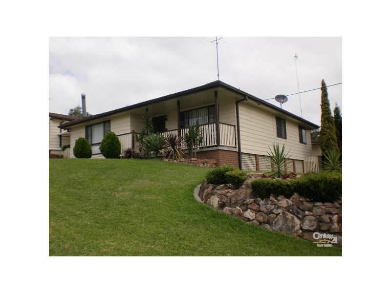 2 Stephanie Close, Macquarie Hills NSW 2285