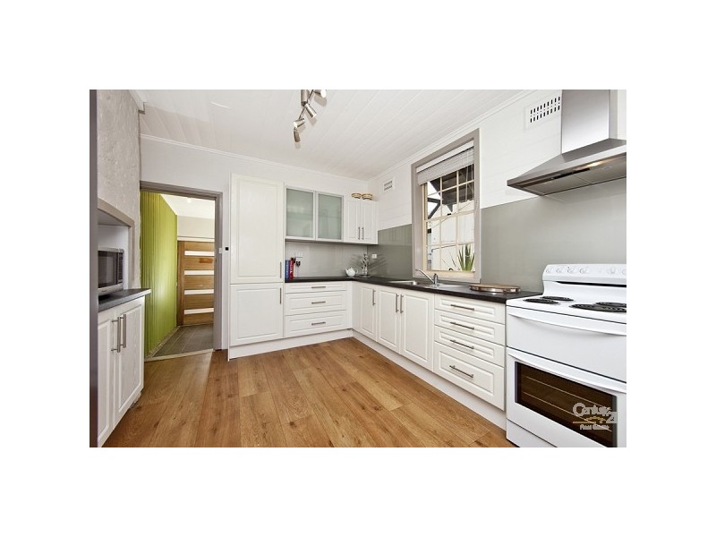 20 Greaves Street, Mayfield East NSW 2304