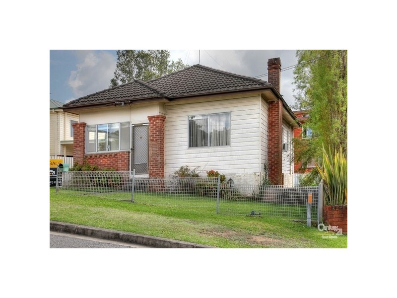 41 Edward Street, Charlestown NSW 2290