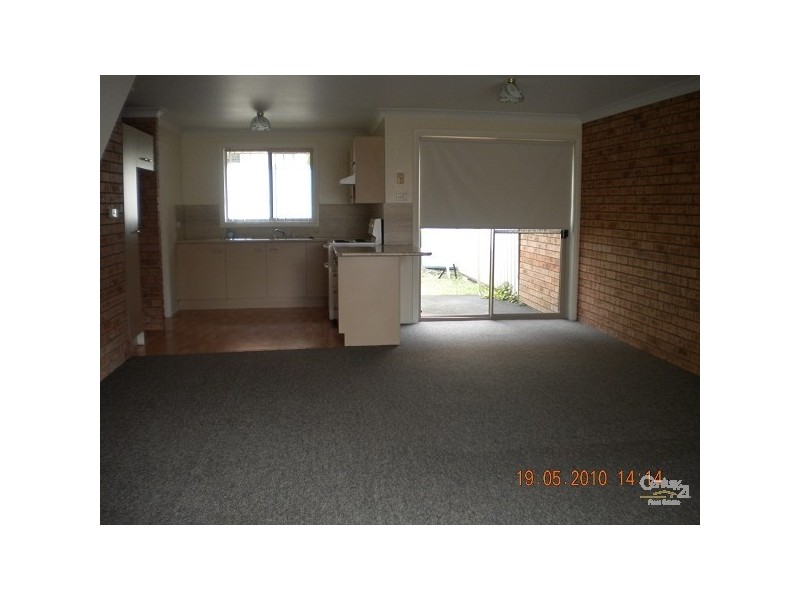 2/11 Floribunda Close, Warabrook NSW 2304