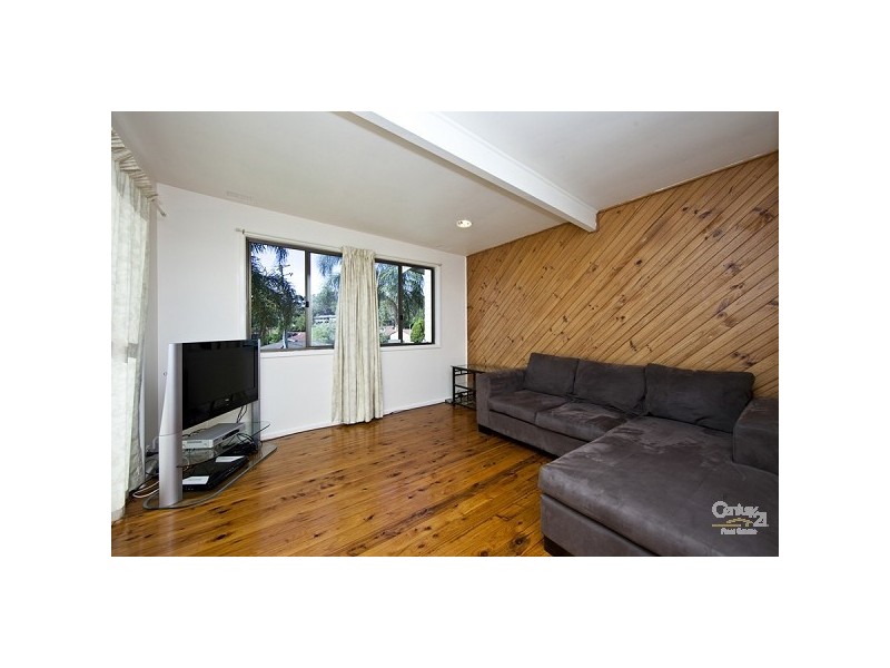 15 Davies Parade, Mount Hutton NSW 2290