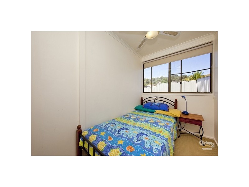15 Davies Parade, Mount Hutton NSW 2290
