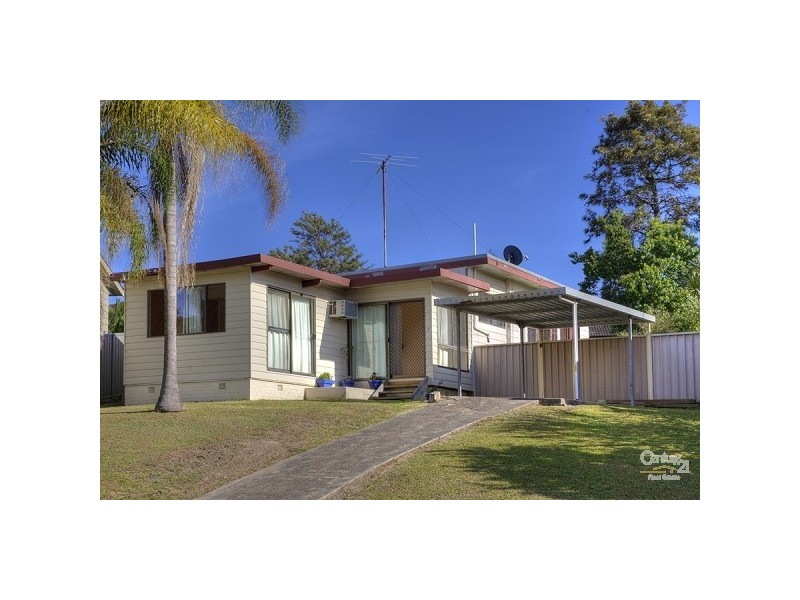 15 Davies Parade, Mount Hutton NSW 2290