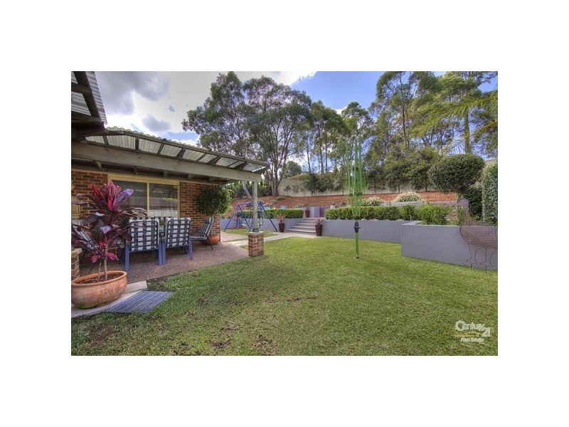 3 Woodoak Close, Tingira Heights NSW 2290