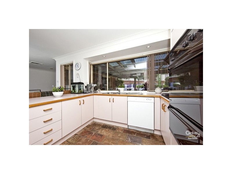 3 Woodoak Close, Tingira Heights NSW 2290