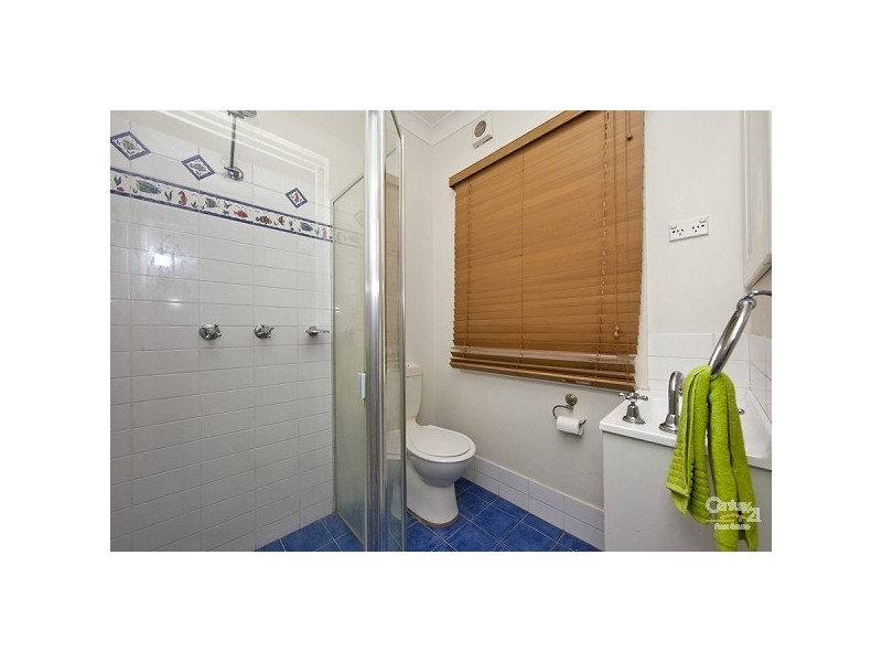 7 Bryson Avenue, Kotara NSW 2289