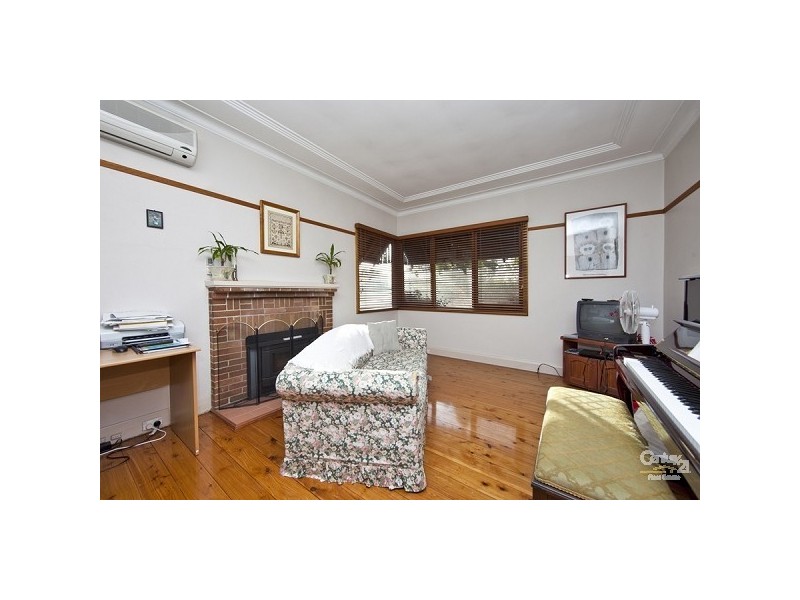 393 Pacific Highway, Highfields NSW 2289