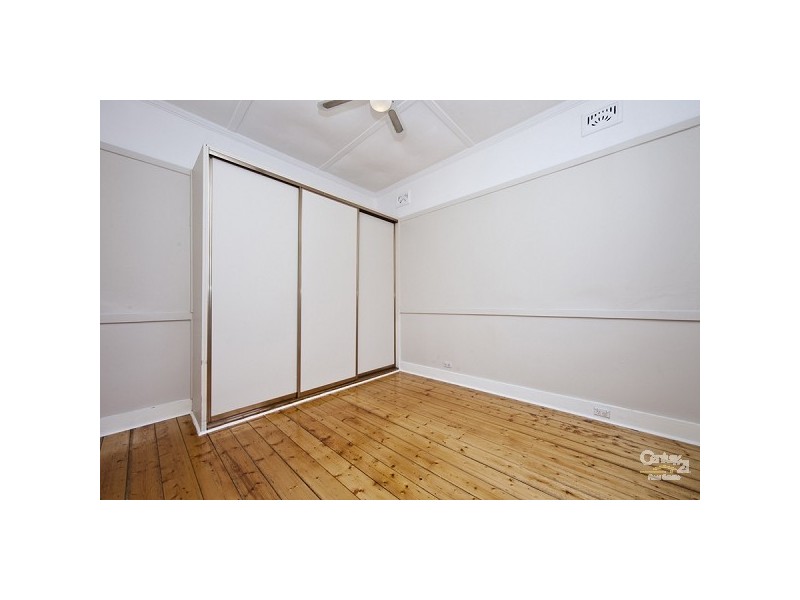 10 Albert Street, Mayfield NSW 2304