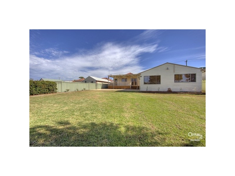 90 Lonus Avenue, Whitebridge NSW 2290