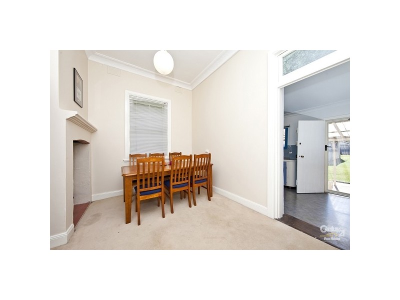 32 Sunderland Street, Mayfield NSW 2304