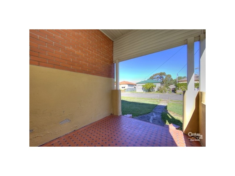 32 Sunderland Street, Mayfield NSW 2304