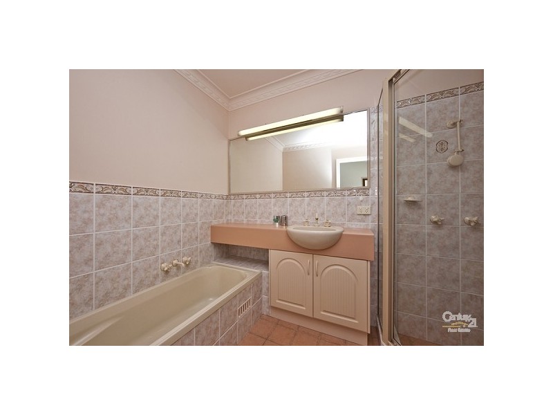 58 Robinia Grove, Garden Suburb NSW 2289