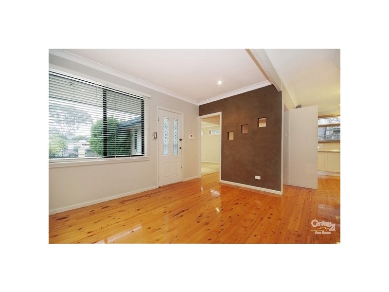 18 Mariner Drive, Eleebana NSW 2282