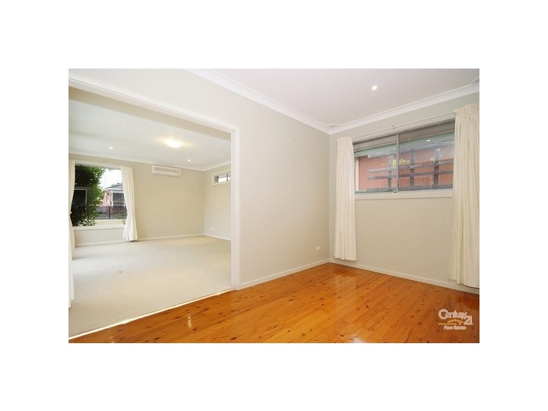 18 Mariner Drive, Eleebana NSW 2282