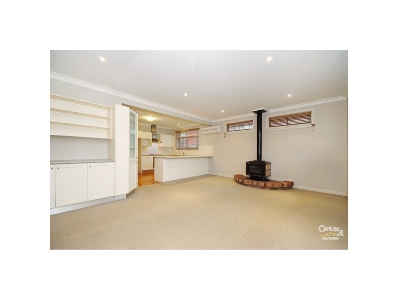 18 Mariner Drive, Eleebana NSW 2282