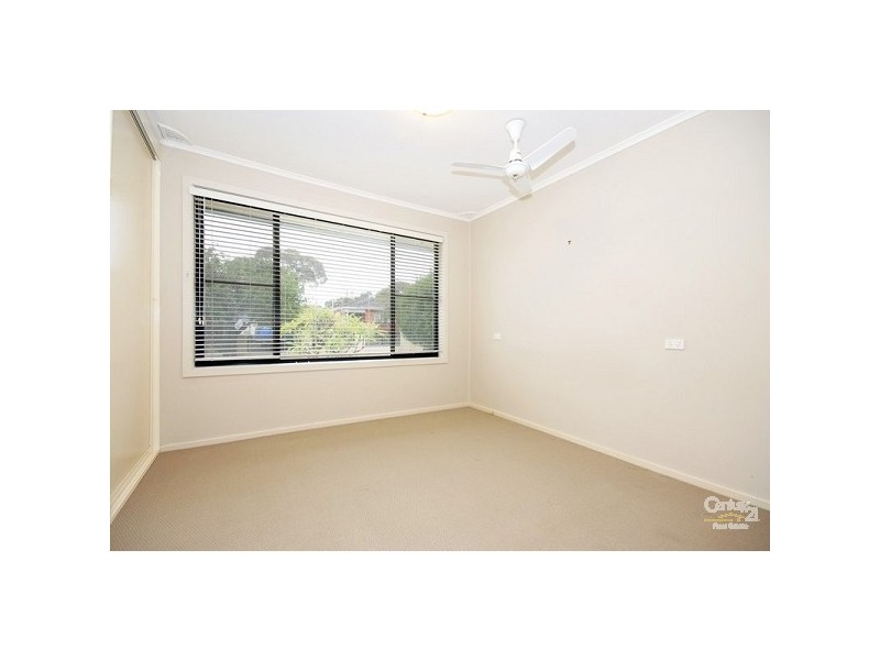 18 Mariner Drive, Eleebana NSW 2282