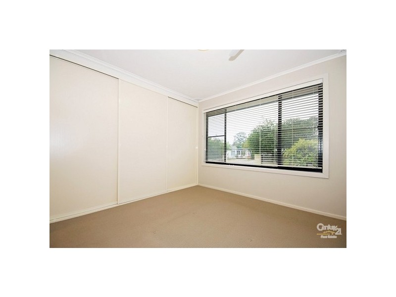 18 Mariner Drive, Eleebana NSW 2282