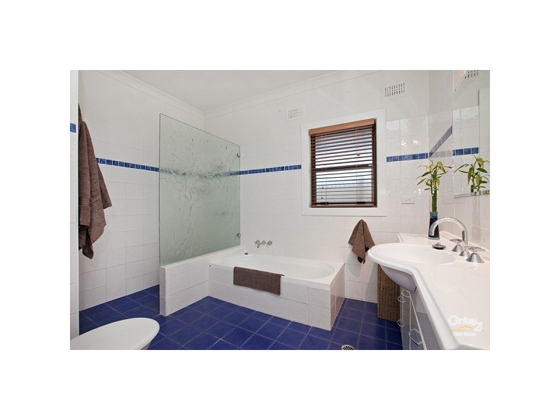 46 E K Avenue, Charlestown NSW 2290