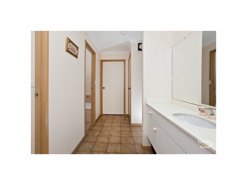 10 Kiara Close, Maryland NSW 2287