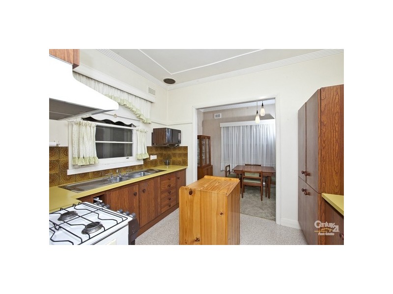 76 Crescent Road, Waratah NSW 2298