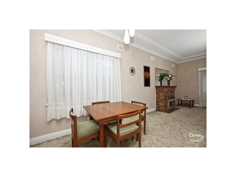 76 Crescent Road, Waratah NSW 2298