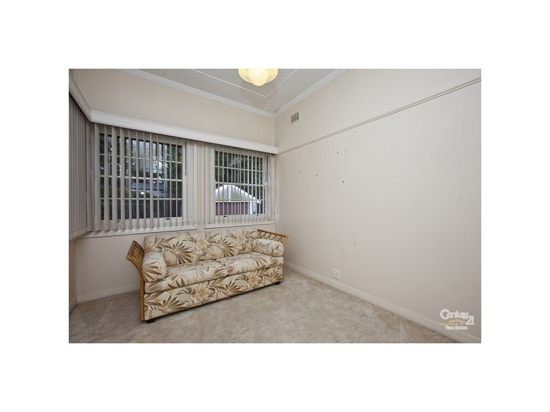 76 Crescent Road, Waratah NSW 2298
