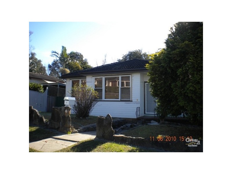 1 Tomaga Parade, Mount Hutton NSW 2290