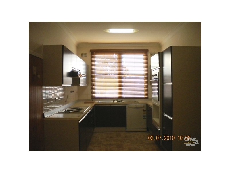 1 Tomaga Parade, Mount Hutton NSW 2290