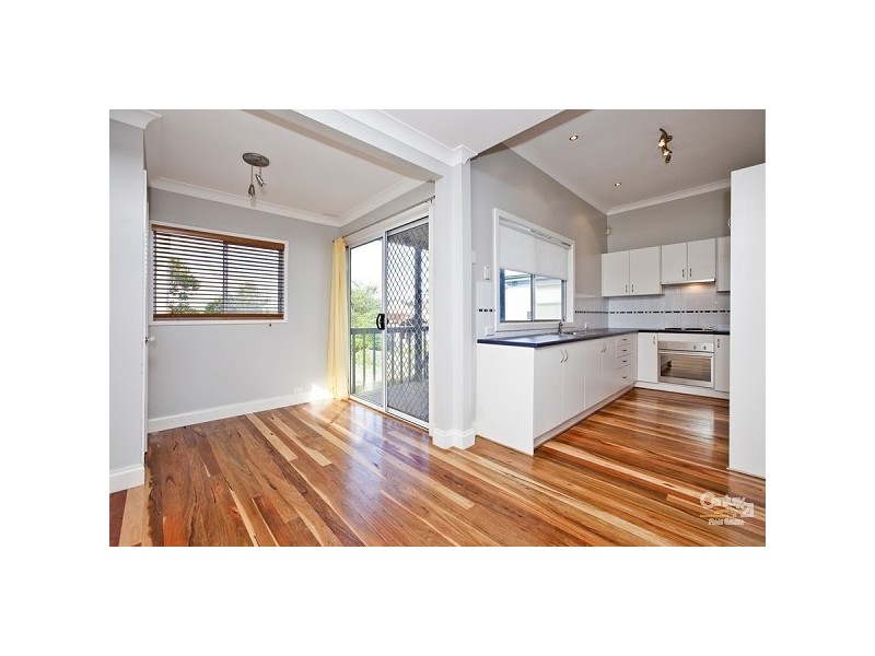 221 Gosford Road, Adamstown NSW 2289