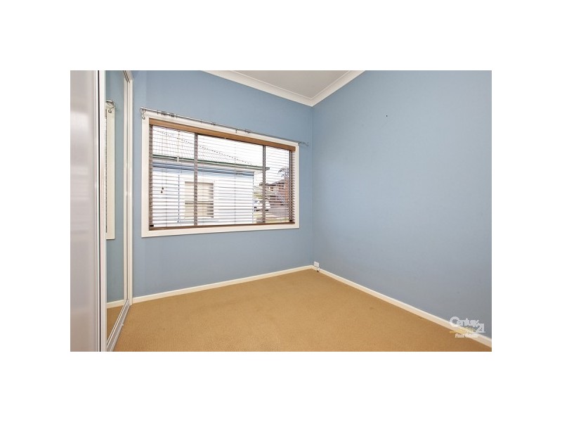 221 Gosford Road, Adamstown NSW 2289