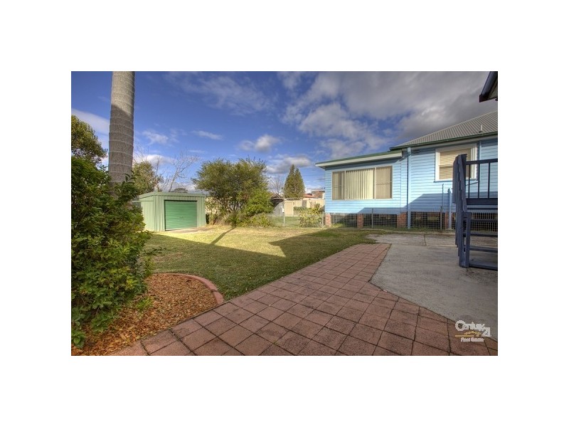 221 Gosford Road, Adamstown NSW 2289