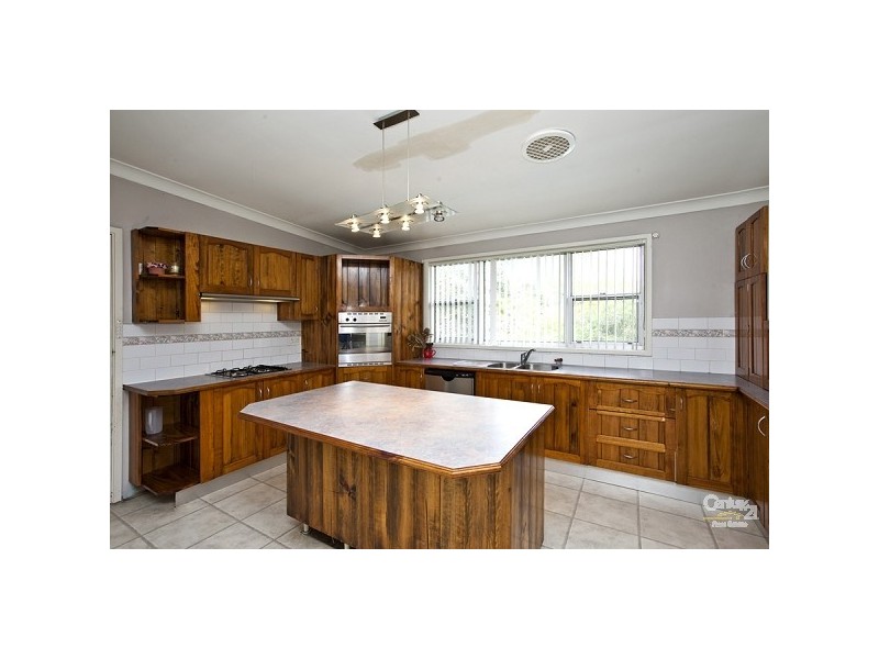 3 Karloo Street, Shortland NSW 2307