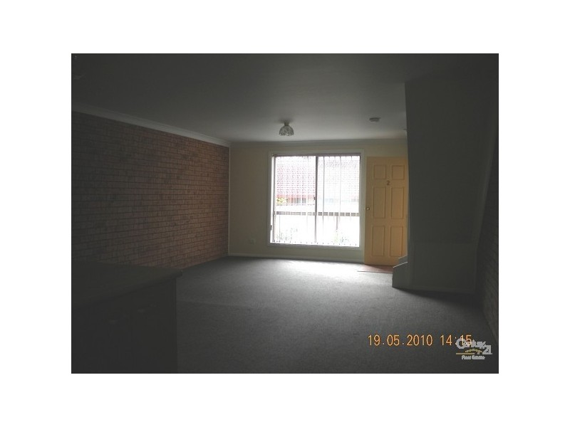 2/11 Floribunda Close, Warabrook NSW 2304