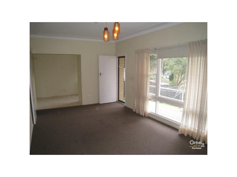 30 Deborah Street, Kotara South NSW 2289